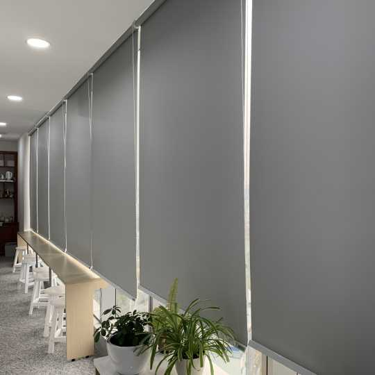 Rèm Cuốn Vải Trơn Xám