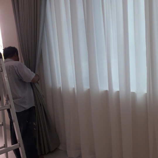 Rèm Vải Hai Lớp Chống Nắng Thanh Lịch Cho Nhà Phố Thủ Đức