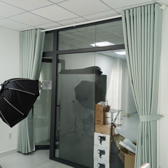Rèm Vải Hai Lớp Chống Nắng Thanh Lịch Cho Nhà Phố Thủ Đức